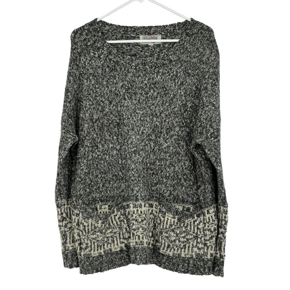 *Urban Outfitters Ecoté Size Large Black/Gray/White Acrylic/Cotton/Wool Pullover